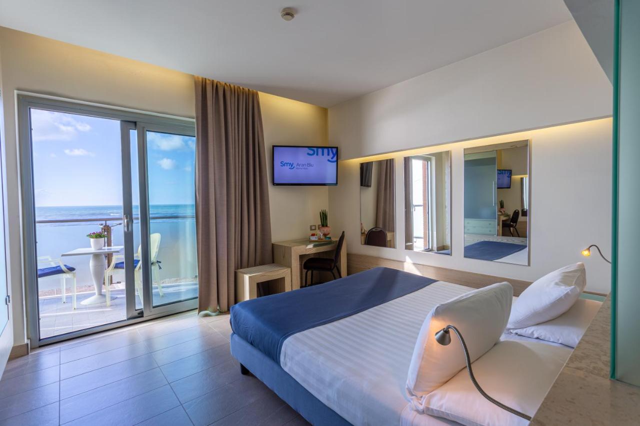 Hotel Smy Aran Blu Roma Mare (Adults Only) Lido di Ostia Esterno foto